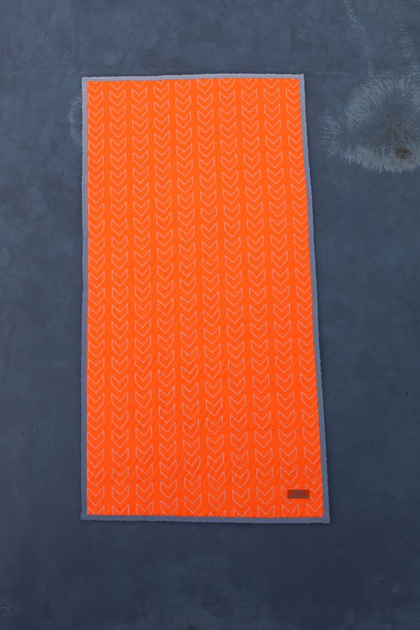 ユニバーサルオーバーオール　プロテクションマット　ノンスリップ　L　オレンジ　90cm×180cm