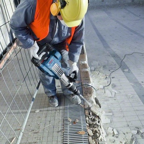 ボッシュ　破つりハンマー（SDS-max）　GSH11VC