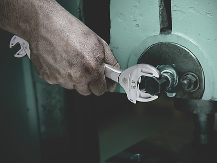 ヴェラ　6006　自動調整モンキーレンチ（両口）JOKER　M/L　020331