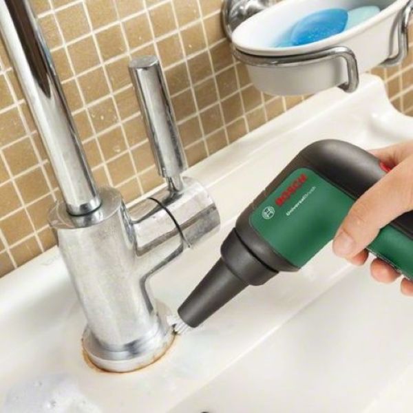 ボッシュ　コードレスクリーニングブラシ　BRUSH