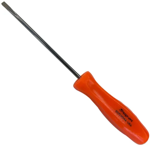 【美品・良品】　Snap-on/スナップオン　プラスドライバー・マイナスドライバー　8本セット　ラバーグリップ　DES414095　SGDP42IRB スナップオン ソフトグリップドライバーセット（赤） SGDX60BR