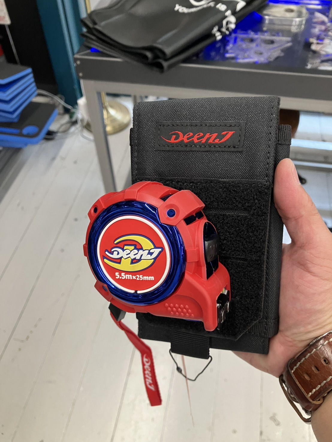 DEEN.J マルチバッテリーケース　DNJMBC-86160 01