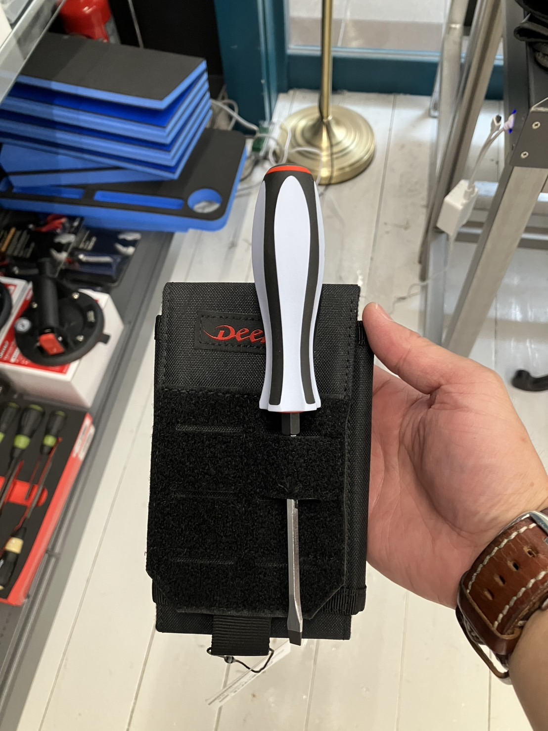 DEEN.J マルチバッテリーケース　DNJMBC-86160 01