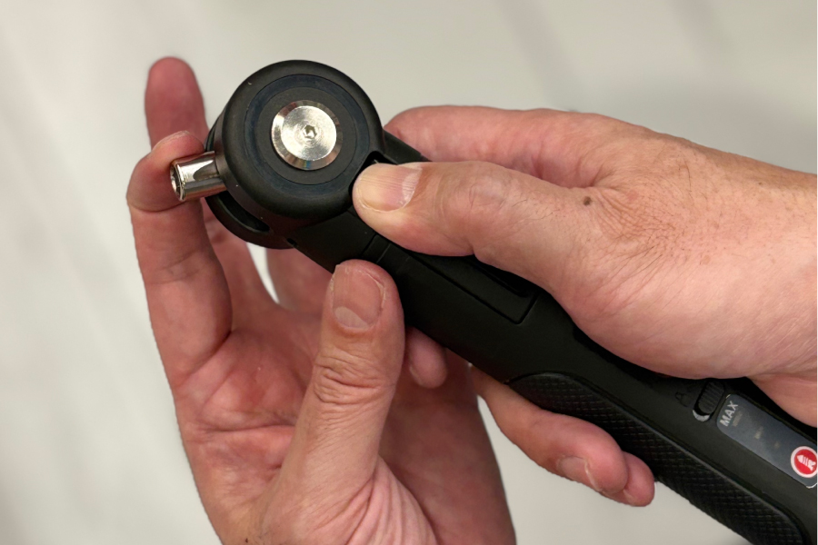 DEEN.J 充電式トリプルアングルドライバー