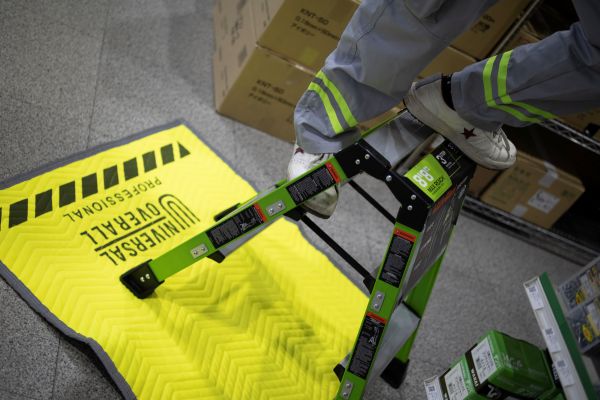 【2月1日発売】ユニバーサルオーバーオール　プロテクションマット S 90X90(イエロー)　UN26539090　