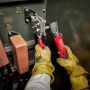 ミルウォーキー　Ｍ12　FUEL　1/2インチ　300Ｎｍアングルインパクトレンチ＆バッテリー＆充電器　FG限定セット