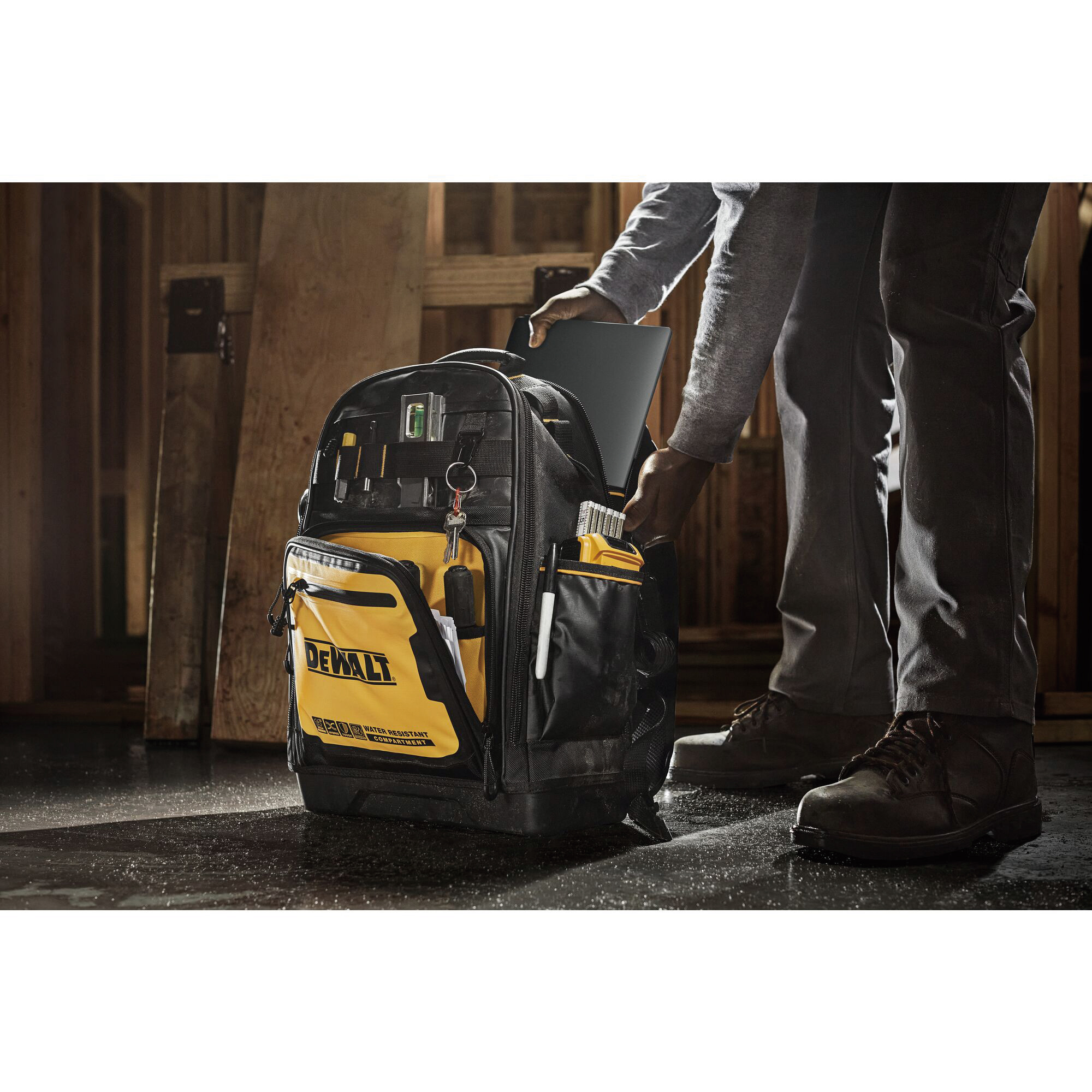 新品未使用 DeWALT リュック デウォルト 工具入れ - 自転車