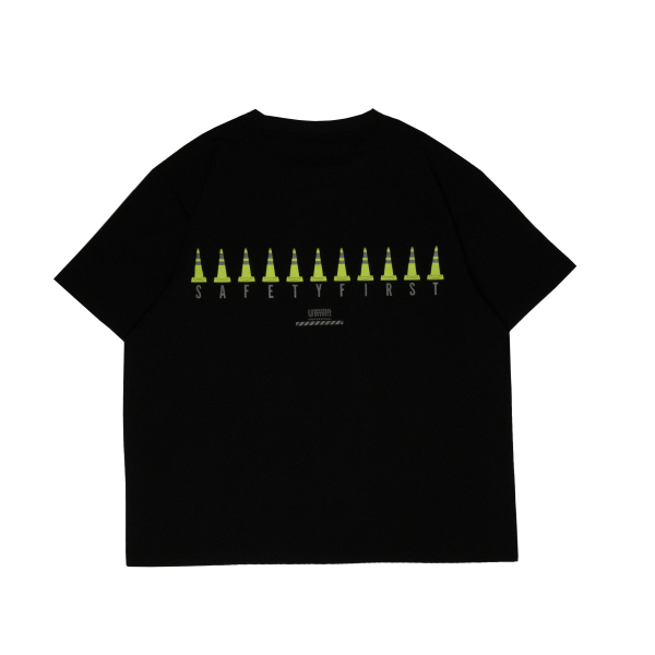 ユニバーサルオーバーオール　Traffic Cone Tee　UN26112400P_