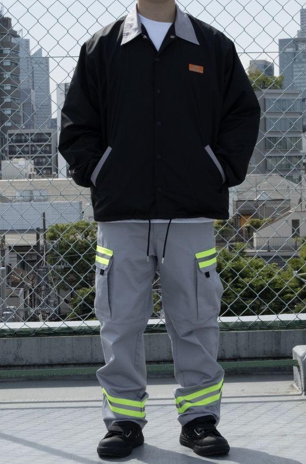 ユニバーサルオーバーオール Logo Coach Jacket　UN2633411_