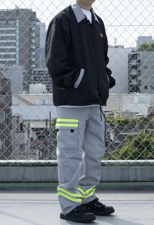 ユニバーサルオーバーオール Logo Coach Jacket　UN2633411_